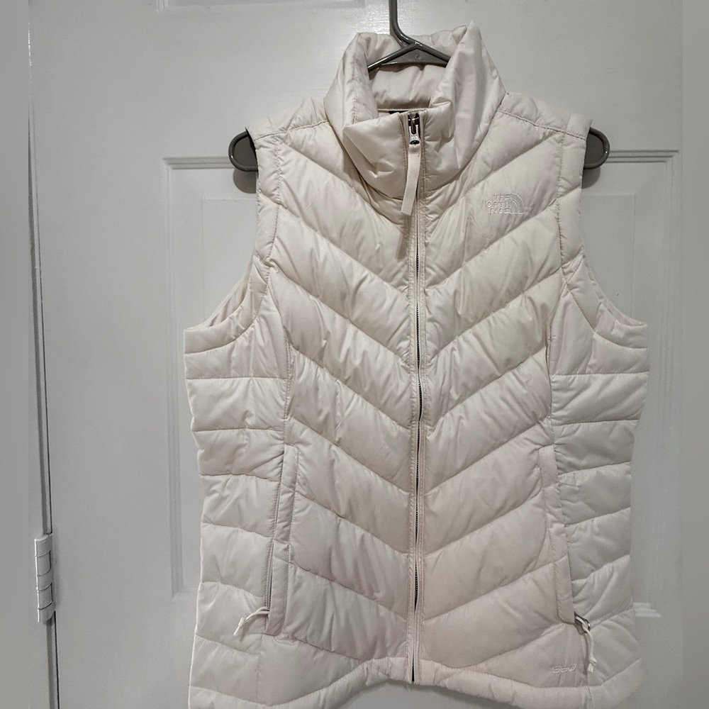 The North Face Aconcagua 550 Down filled Vest. Size M. New without tags.